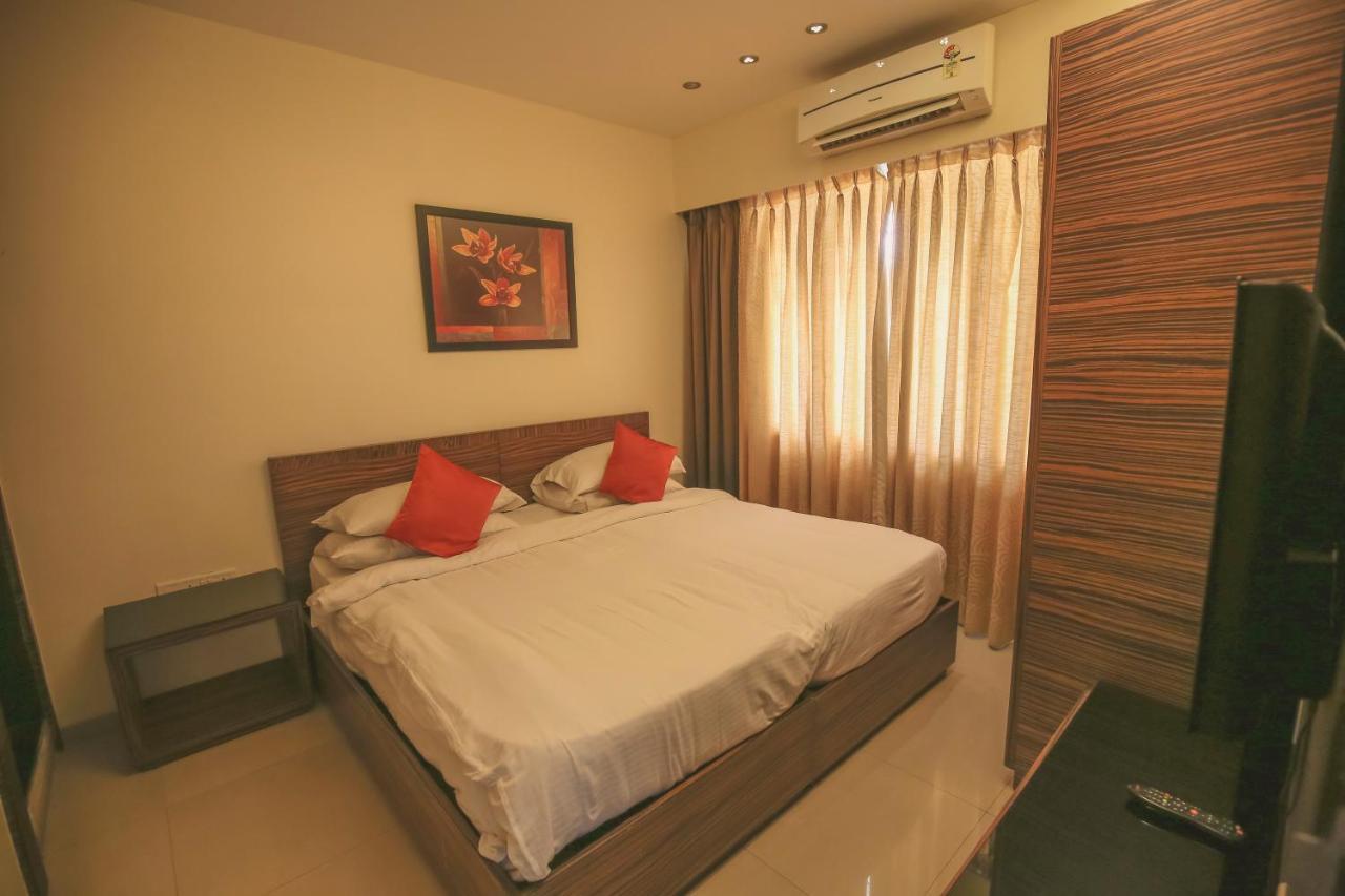 Hotel The Gold Haven Pune Esterno foto